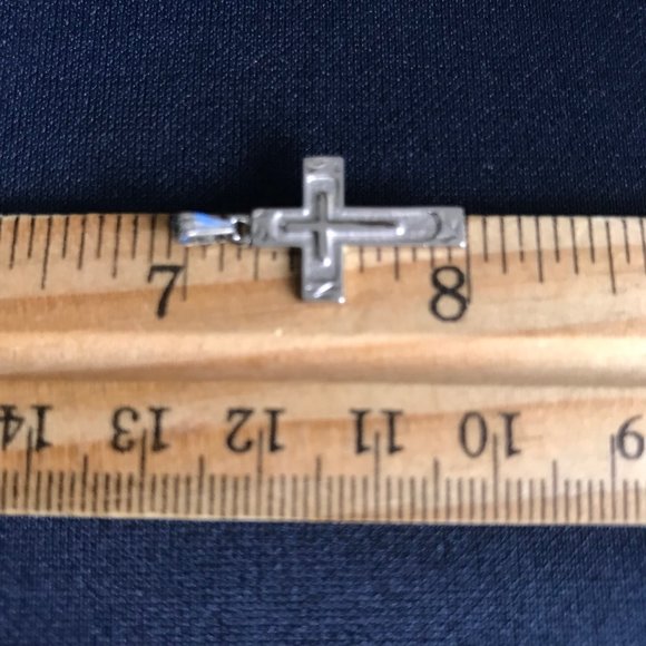 Sterling Cross Pendant - Picture 3 of 4